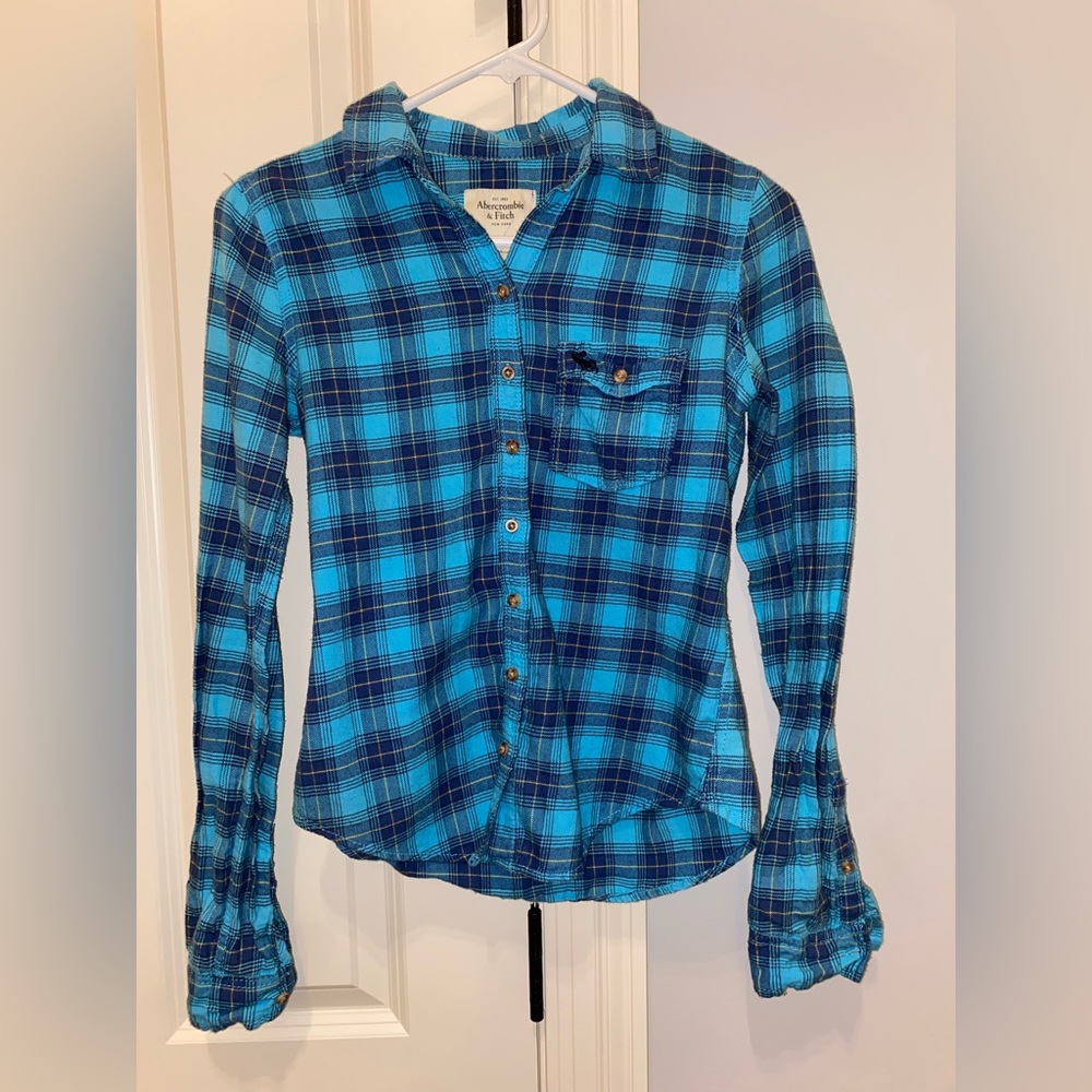 Ladies Abercrombie and Fitch plaid flannel shirt size XS